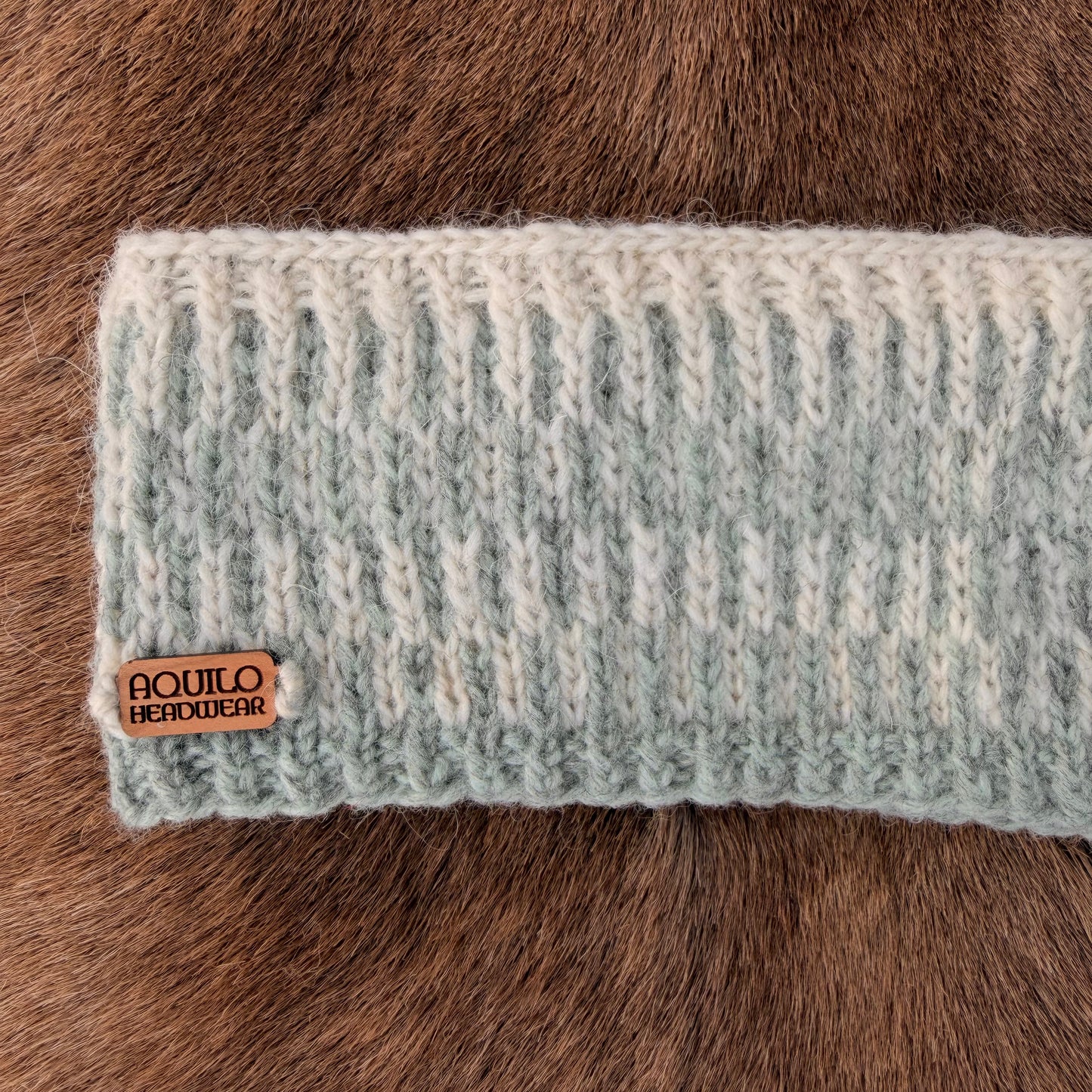 Skippy Headliner (Ice Blue + White)