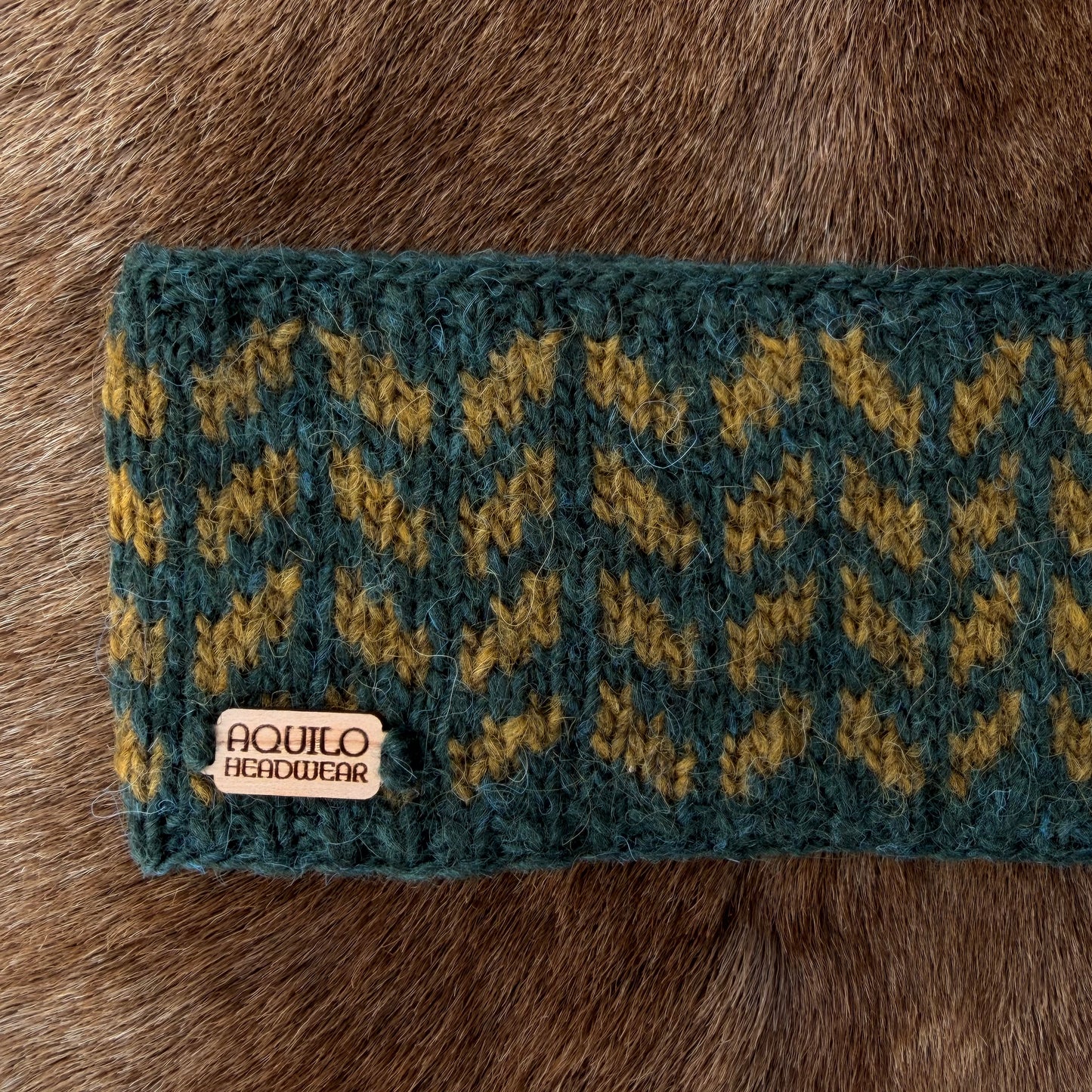 Aurora Headliner (Bottle Green + Golden)